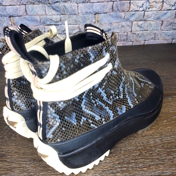 New Converse Run Star Hike Zip Hi - Picture 4 of 9